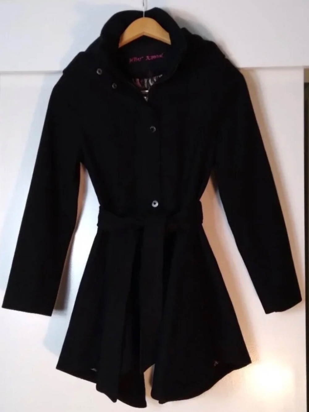 BETSEY JOHNSON Vintage Fit & Flare Skater Coat, Black, Size: 4, EUC